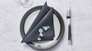 como doblar servilletas hosteleria